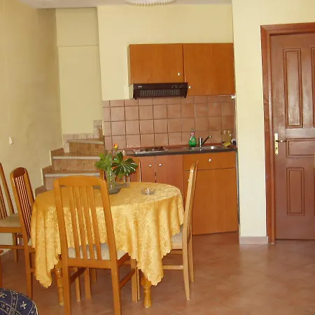 アパートホテル Galissas Studios