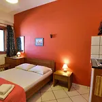 Apartahotel Galissas Studios 4*