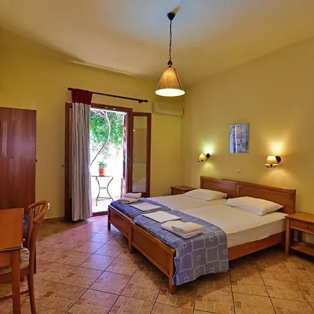 Galissas Studios Aparthotel 3*