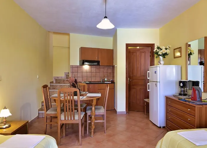 Aparthotel Galissas Studios 4*