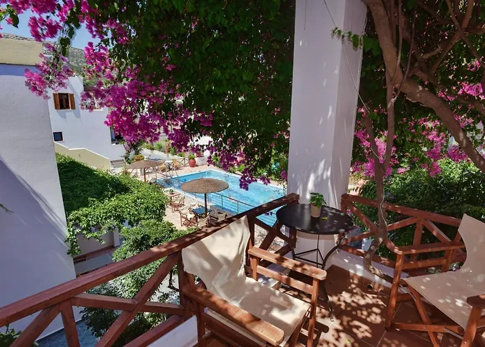 Aparthotel Galissas Studios 4*