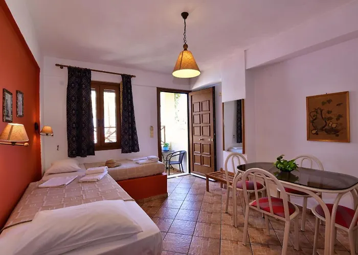 Galissas Studios Aparthotel 4*