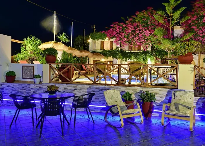 Galissas Studios Aparthotel 4*